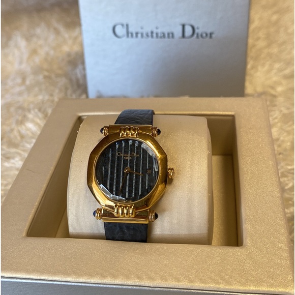 AUTHENTIC VINTAGE LEATHER CHRISTIAN DIOR WATCH - Picture 1 of 12